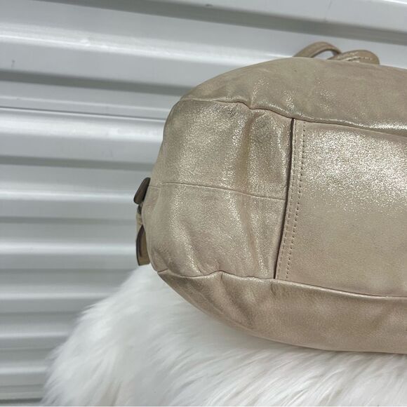 • COACH Shimmer Champagne Leather Carryall Tote Gallery Shoulder Bag - Picture 8 of 13